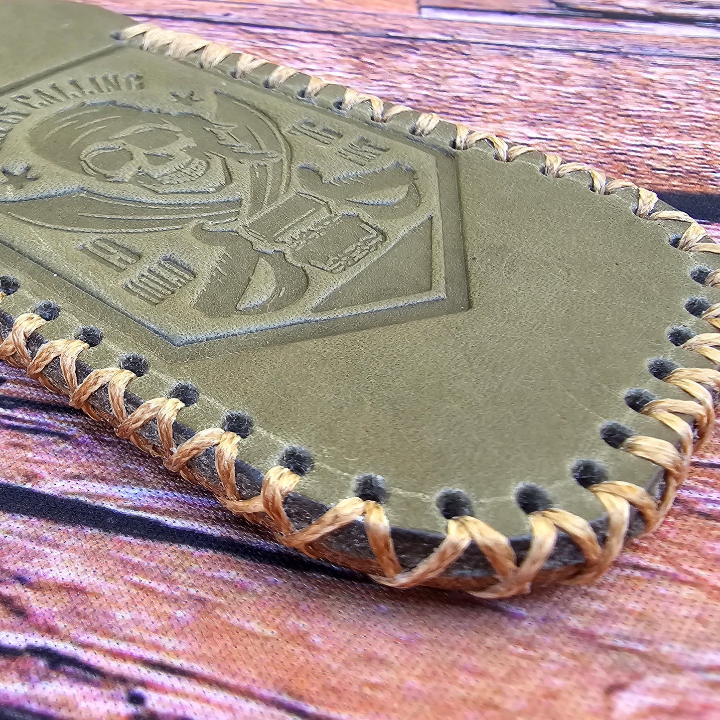 Premium Leather Slip "The Sea is Calling" (SM) Brown Back