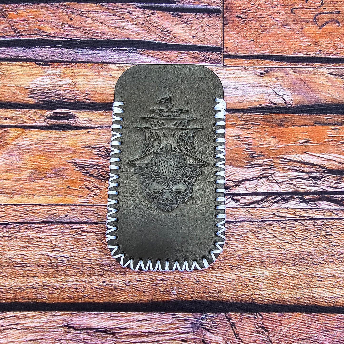 Premium Leather Slip "Skull Pirate Ship" (LG)