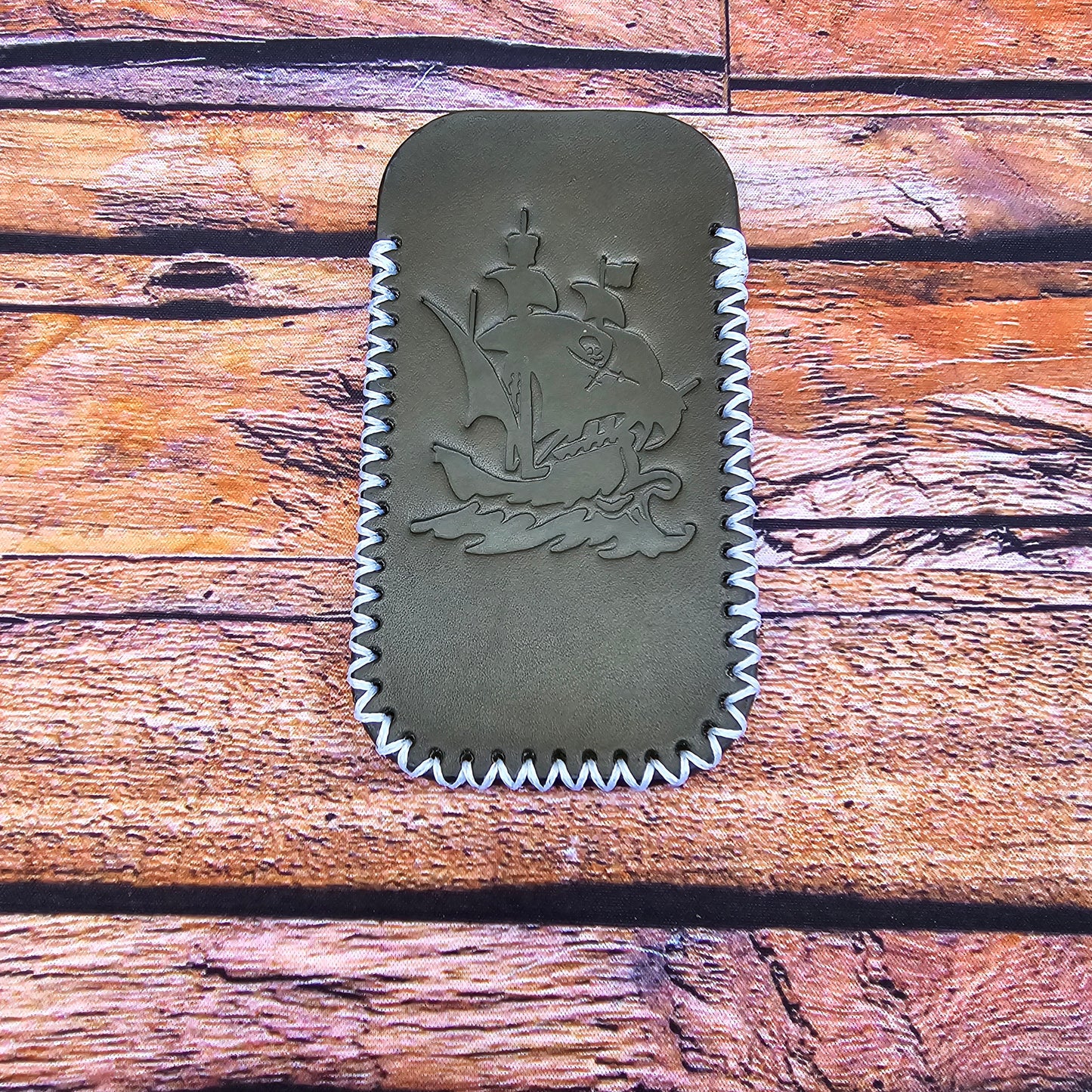 Premium Leather Slip "Black Pirate Ship" (LG)