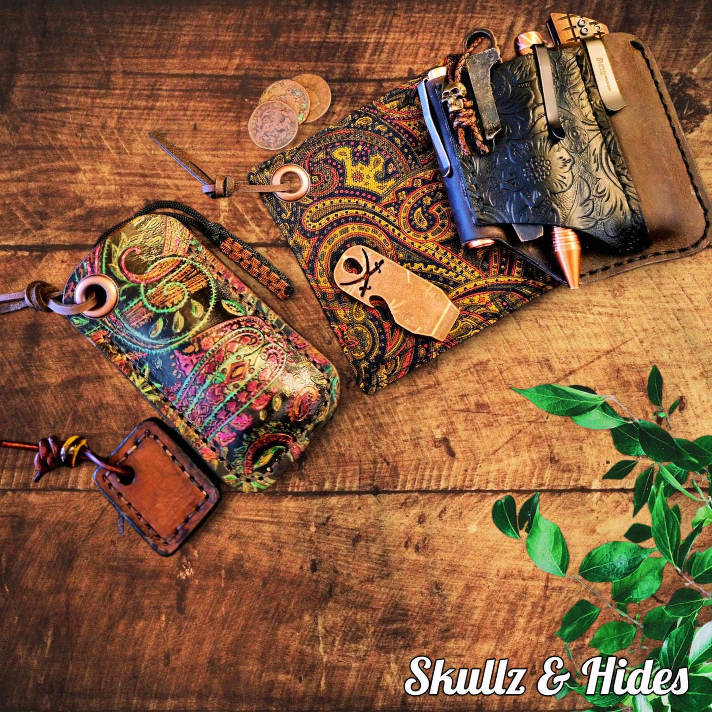Luxury EDC Pocket Hank "Gilded Paisley" 5.00"x5.00" 100% Peruvian Cotton