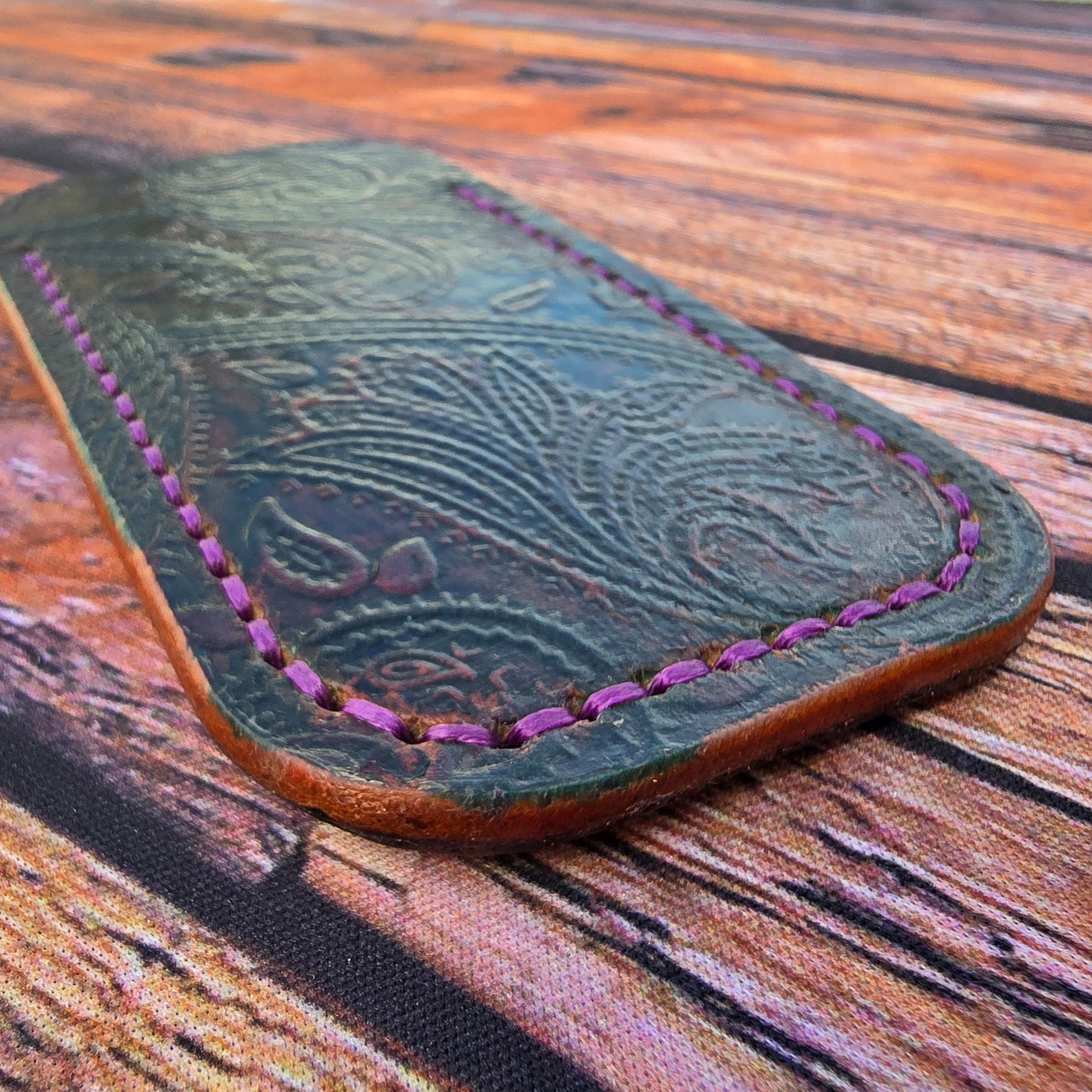 Rustic Slip V1 Smoked w/Purple Accents (LG)