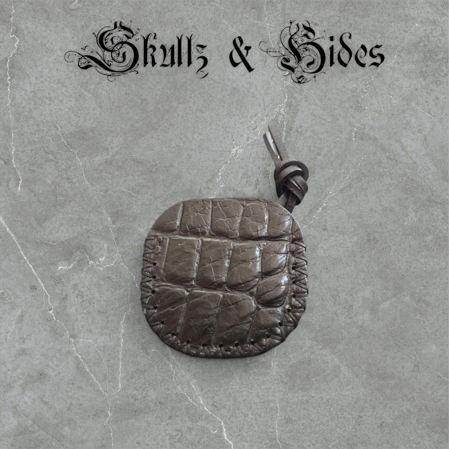 Blackout Skullz & Hides Coin Slip - (M)