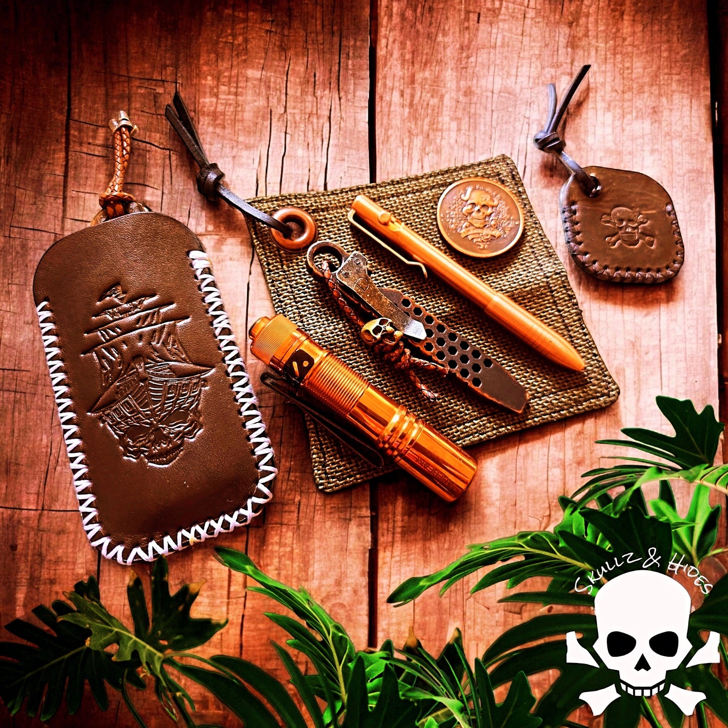 Premium Leather Slip "Skull Pirate Ship" (LG)
