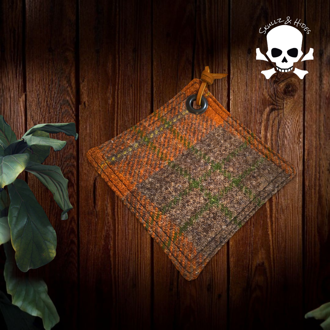 Luxury EDC Pocket Hank "Cùl Mor" 5.00"x5.00" British Tweed